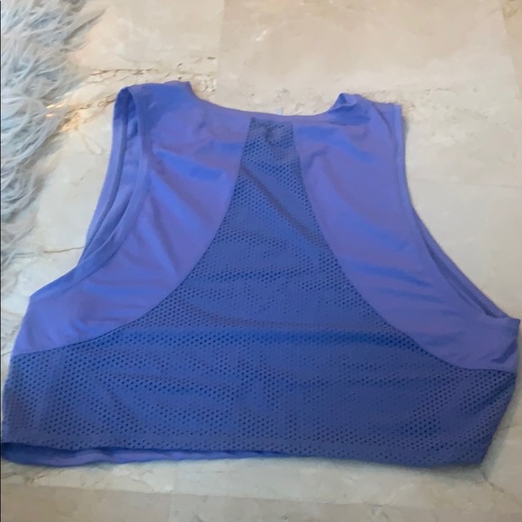 Running/exercise top - Picture 2 of 2